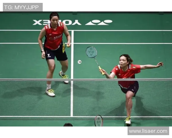 南京羽毛球队战术争议引发热议球迷与专家各抒己见探讨未来发展方向